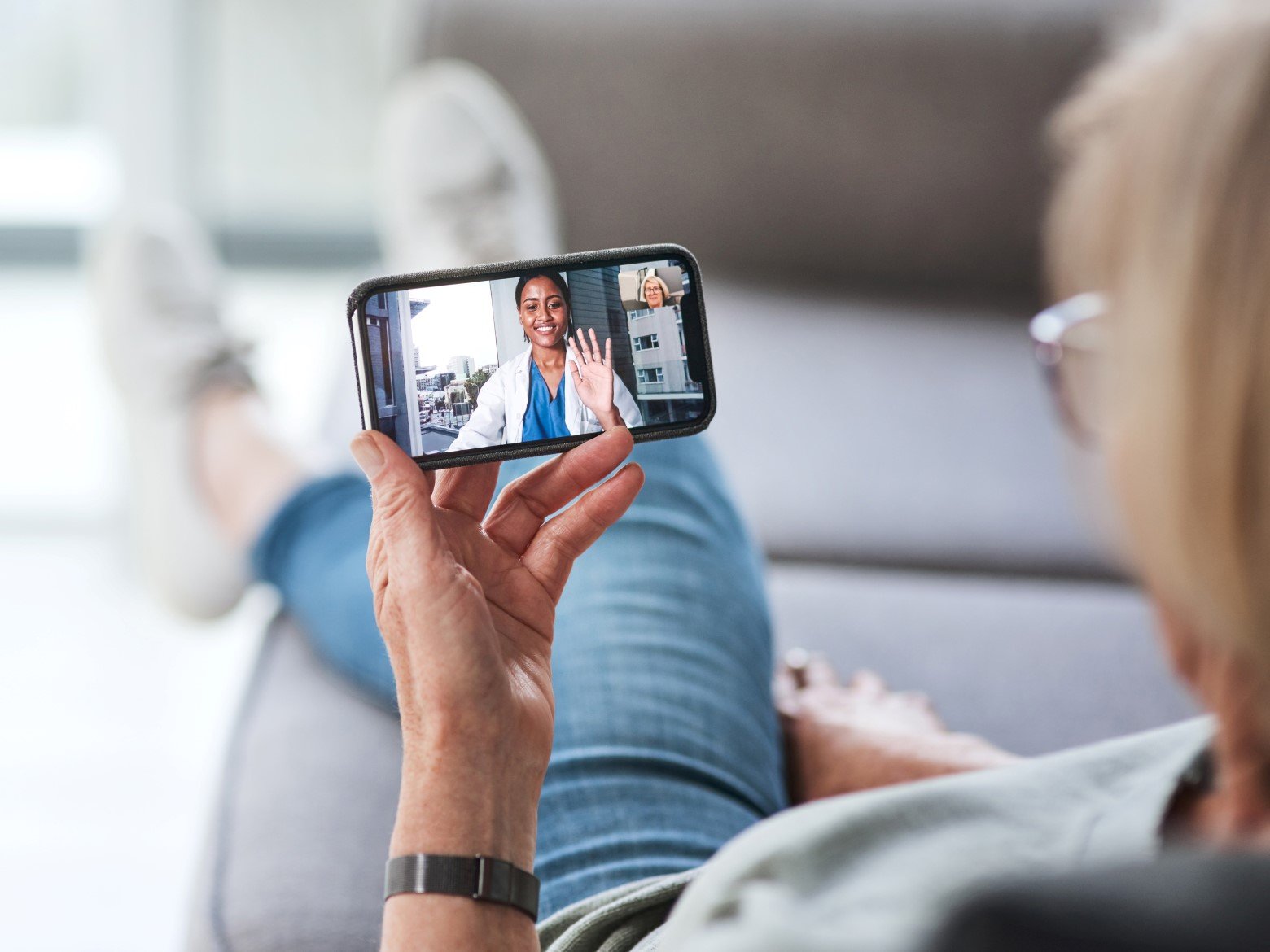 patient facetiming doctor