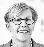 Dr. Robin Susan McLeod